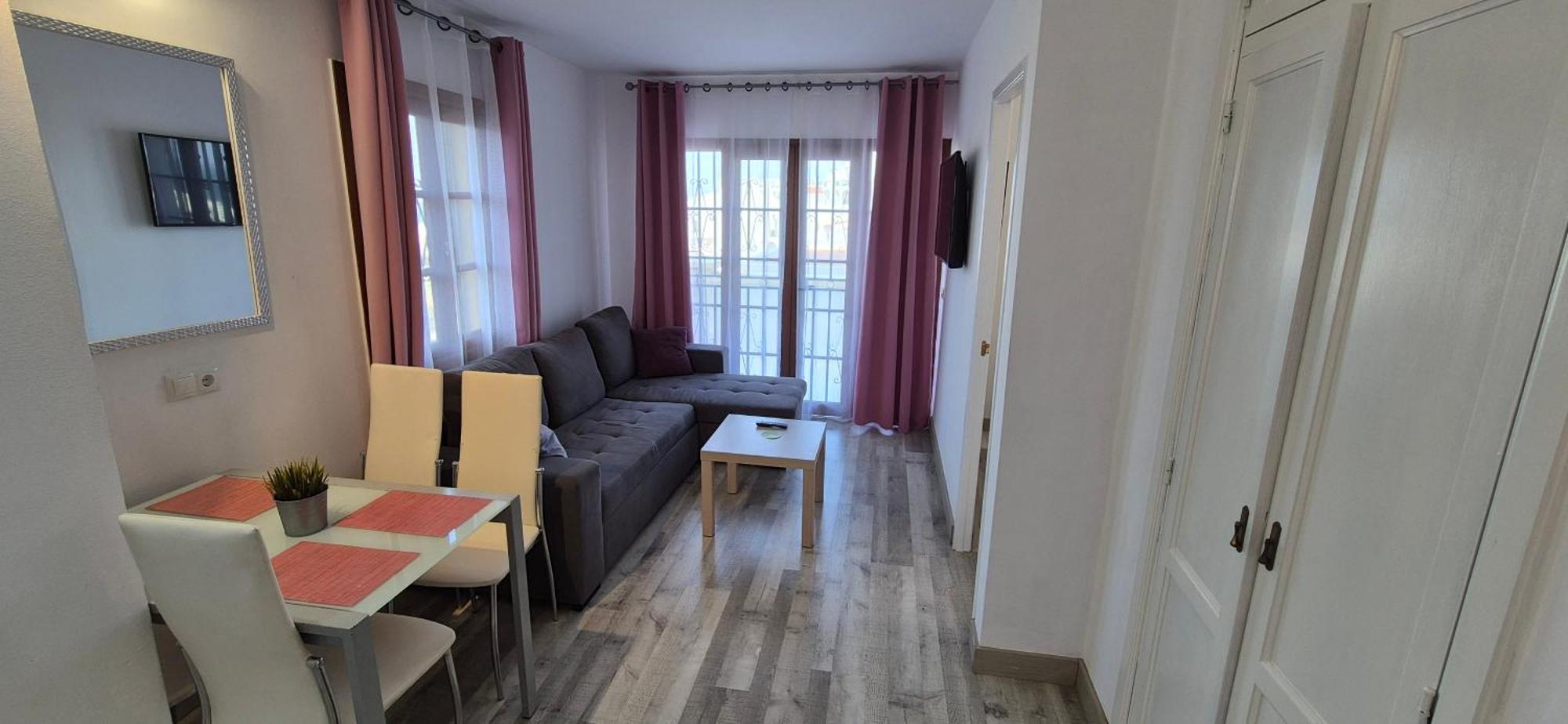 Apartment With Heating Pool. *